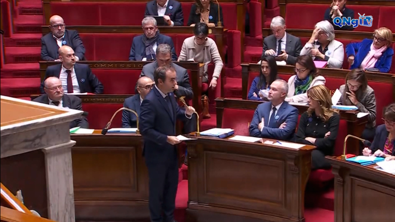 Ph&aacute;p th&uacute;c đẩy th&ocirc;ng qua luật ng&acirc;n s&aacute;ch khẩn cấp