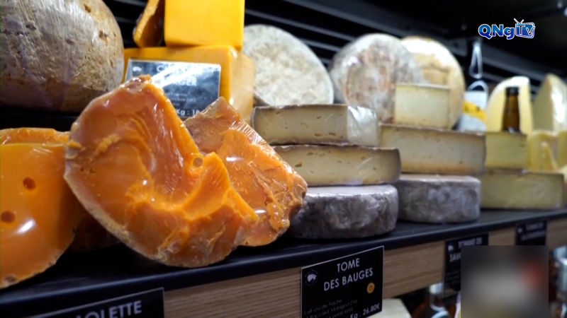 EU bảo vệ lợi &iacute;ch ng&agrave;nh sữa