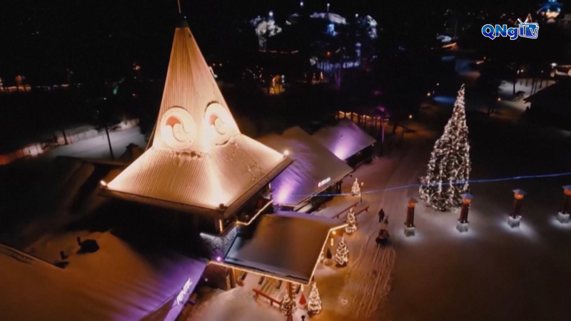 Gi&aacute;ng sinh mang y&ecirc;u thương đi khắp mu&ocirc;n nơi