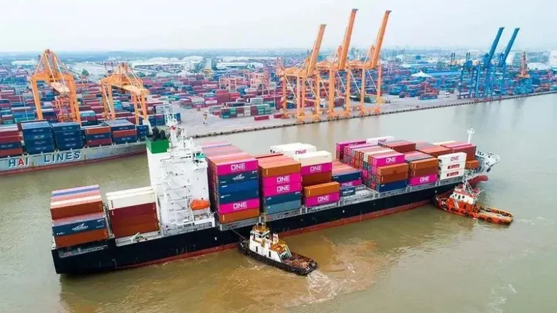 Mục ti&ecirc;u tăng trưởng GDP đạt 8% trong năm 2025 ho&agrave;n to&agrave;n khả thi