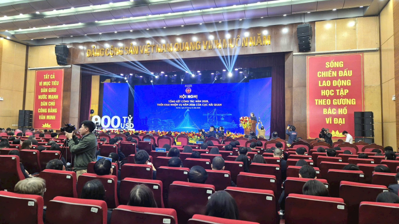 Ng&agrave;nh Hải quan thu ng&acirc;n s&aacute;ch đạt 111,1% dự to&aacute;n năm