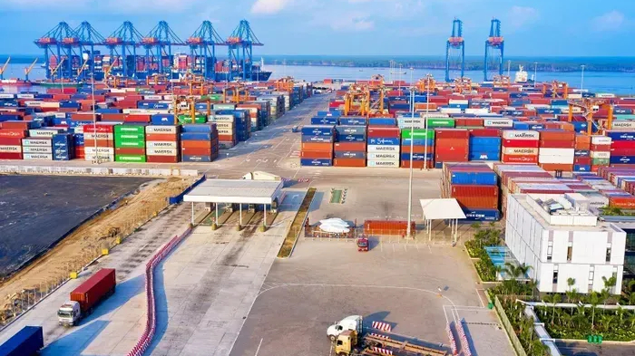 Xuất nhập khẩu năm 2025 lập kỷ lục