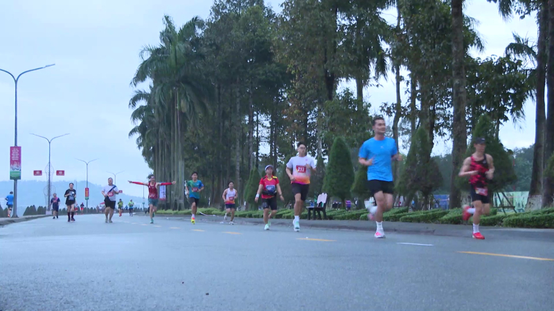 Bước chạy ng&agrave;y mới &ndash; Kh&iacute; thế mới từ phường Nghĩa Lộ