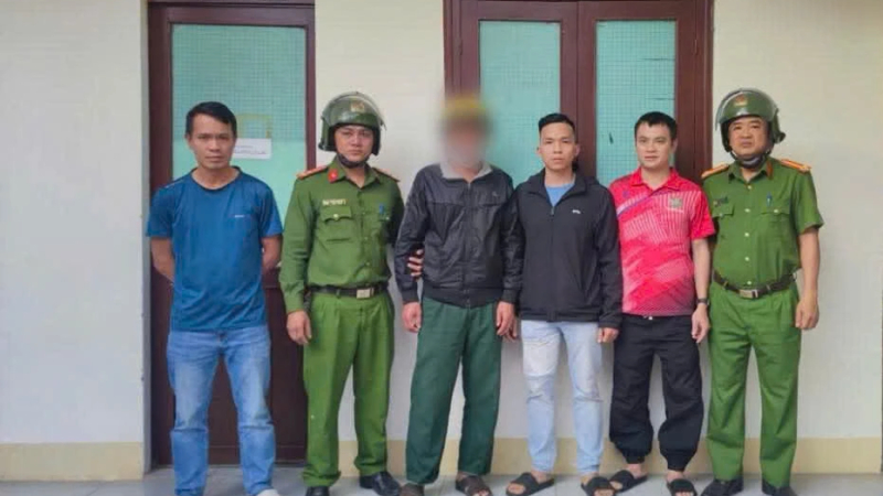 Kẻ giật v&eacute; số ở Quảng Ng&atilde;i sa lưới 