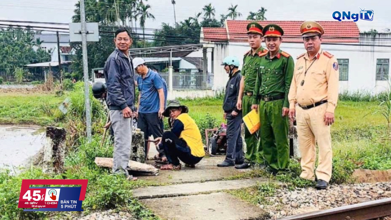 45 gi&acirc;y 1 chạm ng&agrave;y 31/12