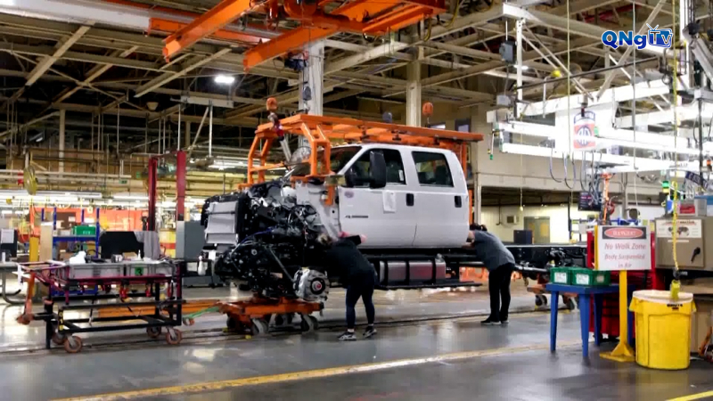 Năm xoay chuyển của c&aacute;c h&atilde;ng sản xuất lớn về xe điện 