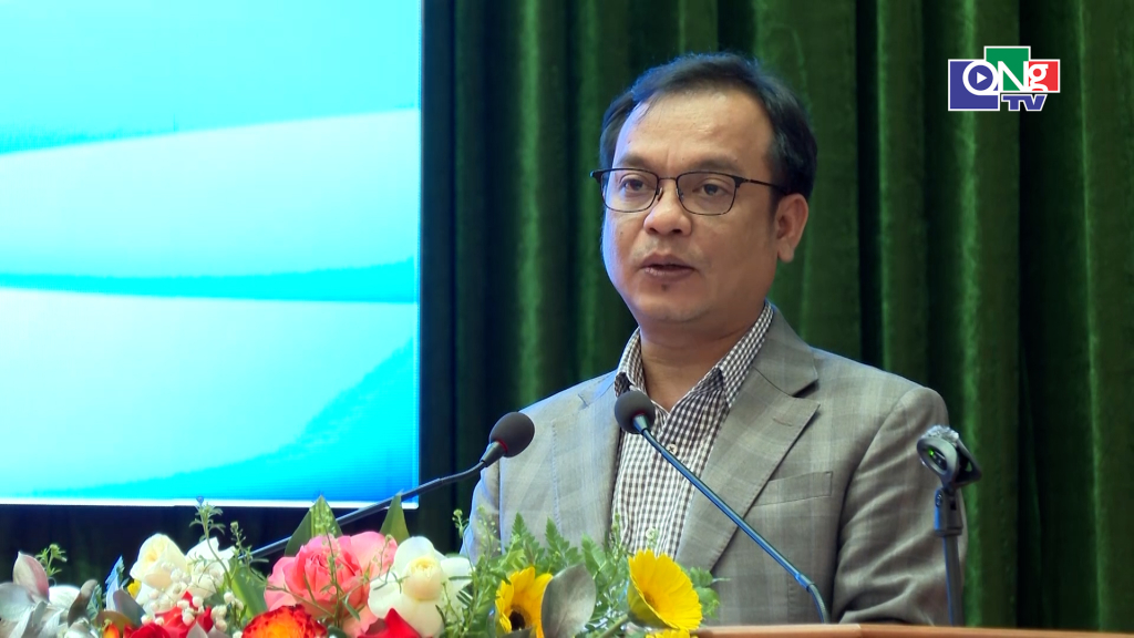 Ủy viên Dự khuyết Trung ương Đảng, Phó Bí thư Thường trực Tỉnh uỷ U Huấn phát biểu tại hội nghị.