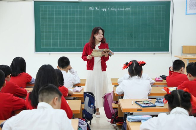 Bộ GDĐT đề xuất việc đánh giá giáo viên dạy liên trường, liên cấp do người đứng đầu cơ sở giáo dục nơi giáo viên đang ký hợp đồng thực hiện. Ảnh: Hải Nguyễn