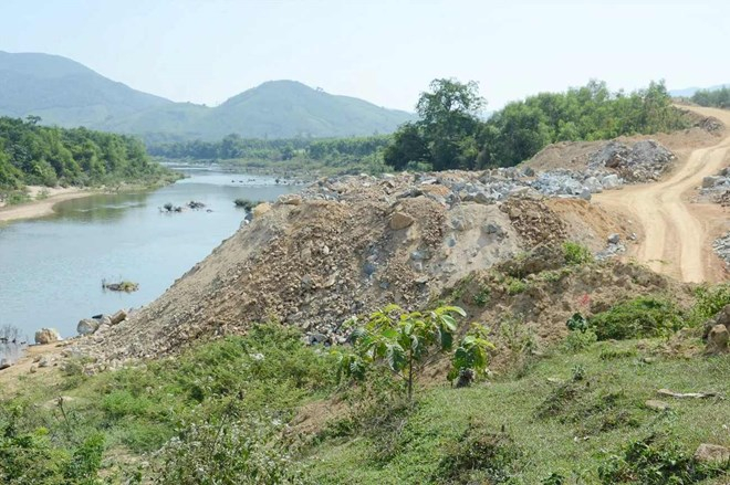 Năm 2023, Công ty TNHH Thủy điện Sông Liên ở Quảng Ngãi từng bị UBND huyện Ba Tơ (cũ) xử phạt 90 triệu đồng vì hành vi vi phạm trong lĩnh vực môi trường. Ảnh: Viên Nguyễn