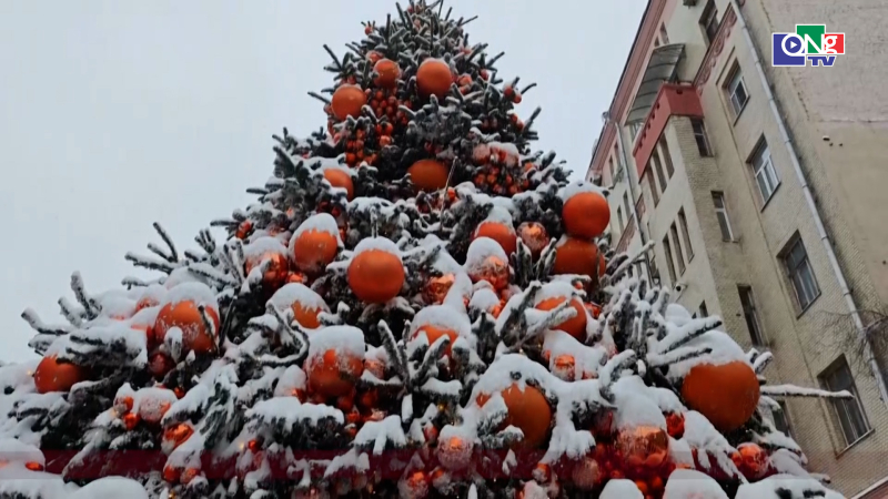 Độc đ&aacute;o phố qu&yacute;t năm mới ở Moskva