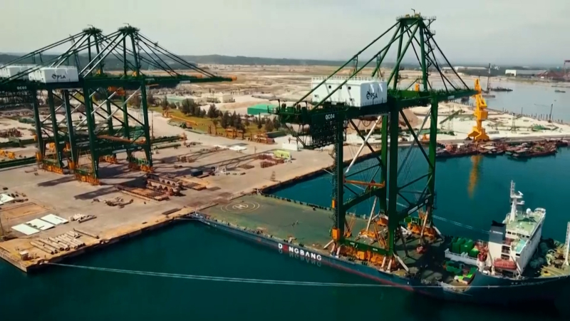 GRDP tăng tr&ecirc;n 10%, Quảng Ng&atilde;i vững v&agrave;ng bước v&agrave;o chu kỳ ph&aacute;t triển mới 