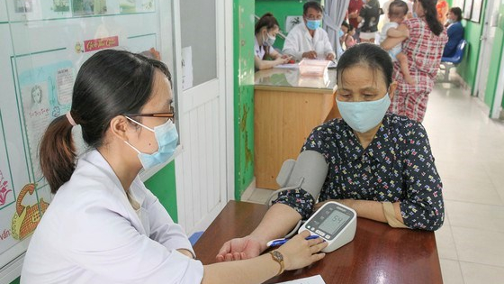 Hai điểm mới đ&aacute;ng ch&uacute; &yacute; về tổ chức, chức năng trạm y tế x&atilde; từ 2026