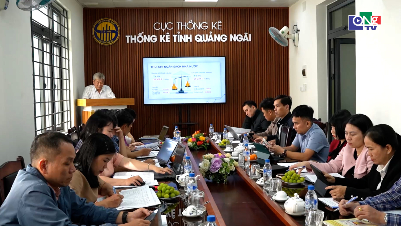 Kinh tế, x&atilde; hội Quảng Ng&atilde;i tăng trưởng vượt bậc 