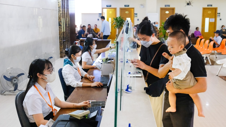 Lộ tr&igrave;nh miễn viện ph&iacute; to&agrave;n d&acirc;n từ năm 2026: Thực hiện theo 3 giai đoạn