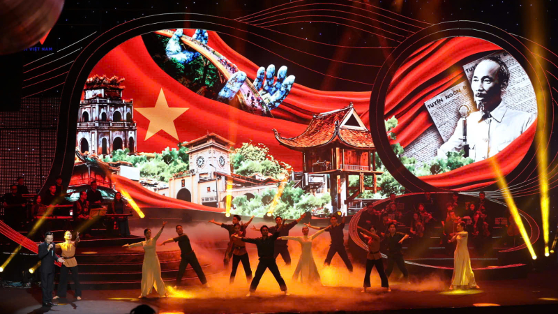 Chương tr&igrave;nh nghệ thuật &ldquo;Với Đảng vẹn to&agrave;n niềm tin y&ecirc;u&rdquo; ch&agrave;o mừng Đại hội XIV 