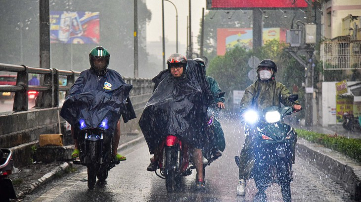 Bắc Bộ r&eacute;t, băng gi&aacute;; Nam Bộ mưa r&agrave;o chiều tối