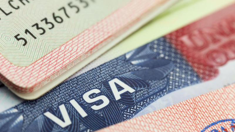Mỹ th&ocirc;ng b&aacute;o về ch&iacute;nh s&aacute;ch visa mới
