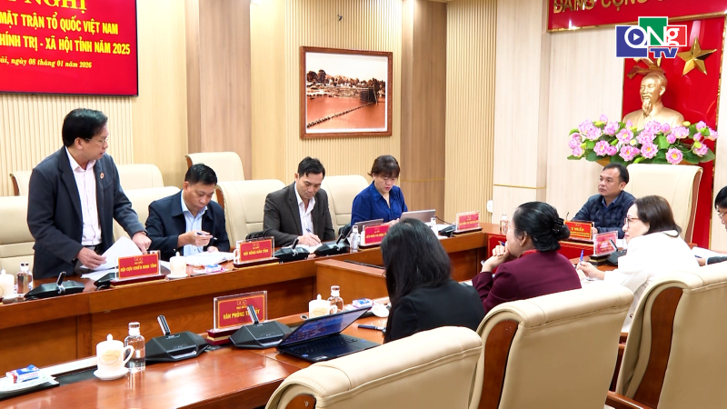 Giao ban Khối Mặt trận v&agrave; c&aacute;c tổ chức ch&iacute;nh trị, x&atilde; hội 