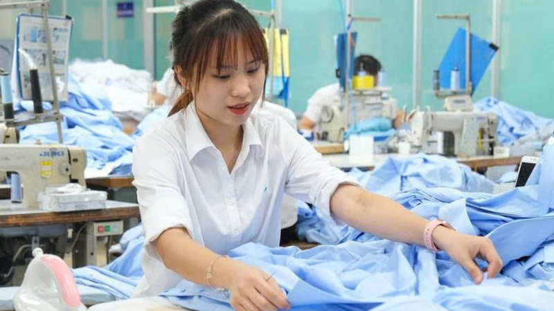 Tăng lương tối thiểu, mức đ&oacute;ng bảo hiểm x&atilde; hội, y tế, thất nghiệp thay đổi từ 2026