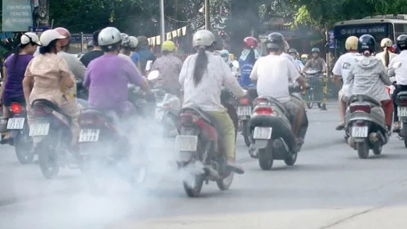 Kiểm định kh&iacute; thải m&ocirc; t&ocirc;, xe gắn m&aacute;y từ 30/6/2026