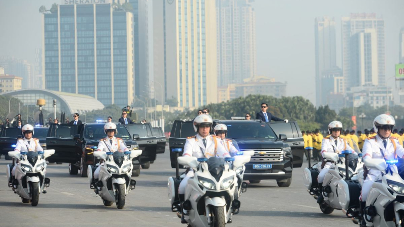 Quyết t&acirc;m bảo đảm giao th&ocirc;ng an to&agrave;n phục vụ Đại hội Đảng XIV 