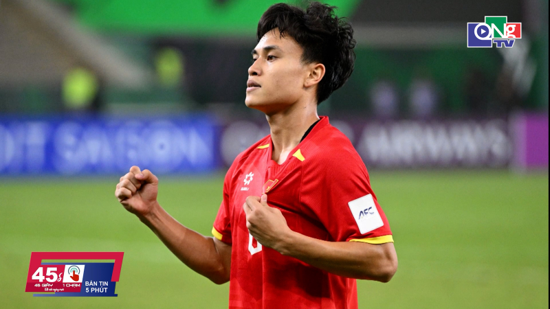 45 gi&acirc;y 1 chạm ng&agrave;y 17/01