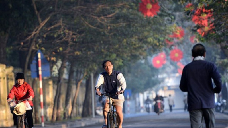 Thời tiết ổn định, ng&agrave;y nắng nhẹ, đ&ecirc;m v&agrave; s&aacute;ng sớm trời lạnh 