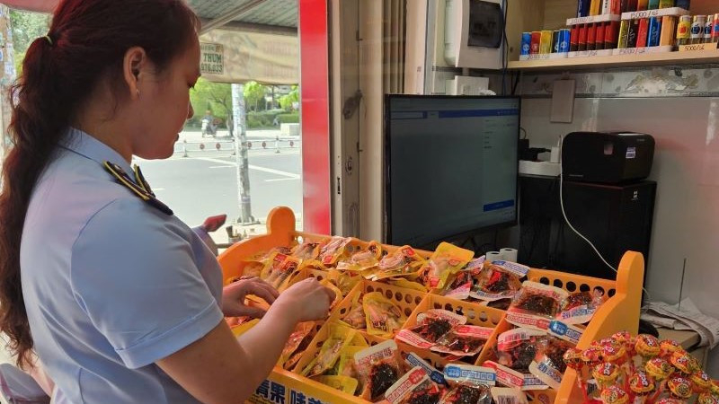 Siết chặt an to&agrave;n thực phẩm cuối năm