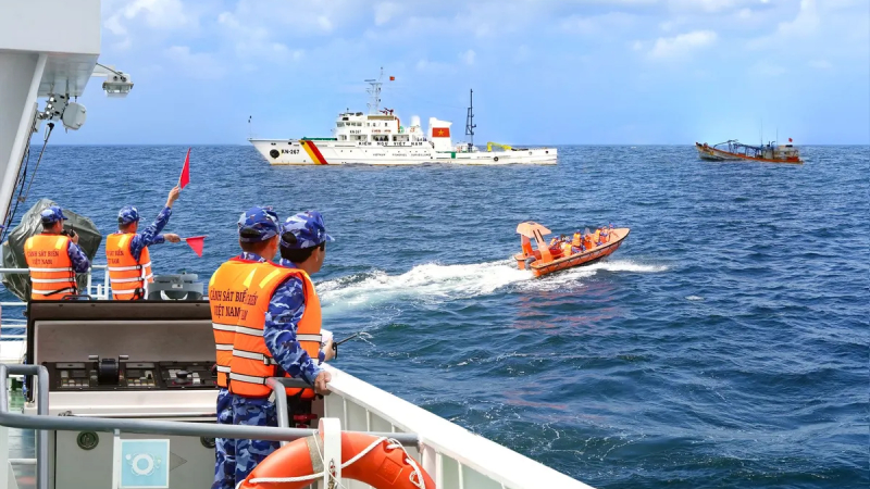 Cảnh s&aacute;t biển 3 thi đua lập th&agrave;nh t&iacute;ch hướng về Đại hội XIV của Đảng