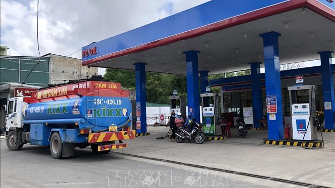 Đảm bảo nguồn cung xăng dầu