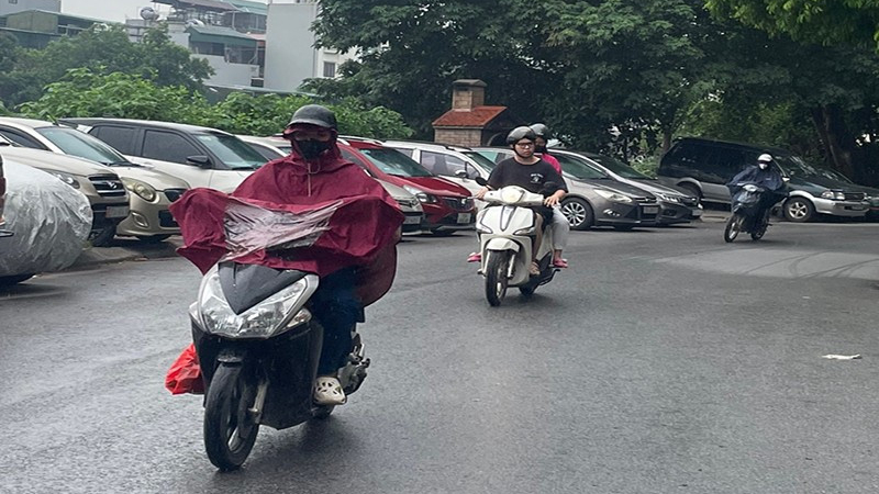 Quảng Ng&atilde;i: Nhiều m&acirc;y, c&oacute; mưa r&agrave;o rải r&aacute;c, đ&ecirc;m v&agrave; s&aacute;ng sớm trời lạnh
