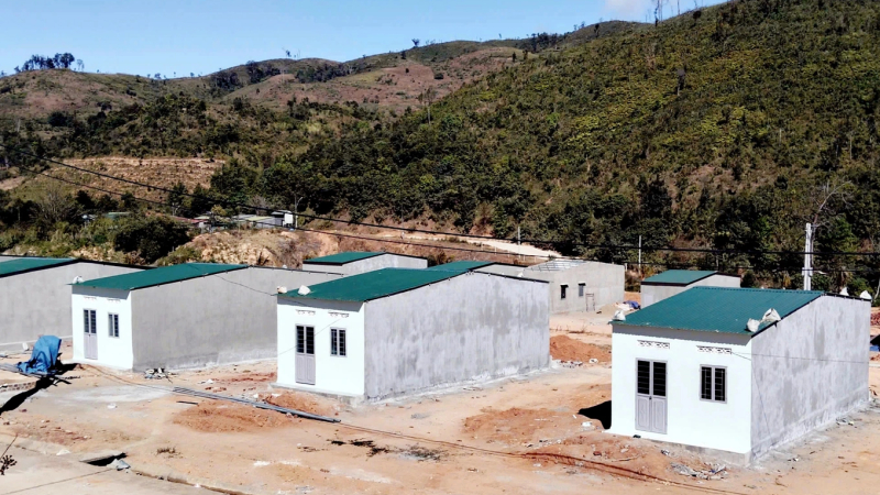 82 hộ đồng b&agrave;o Xơ Đăng, x&atilde; Tu Mơ R&ocirc;ng được hỗ trợ cấp đất t&aacute;i định cư