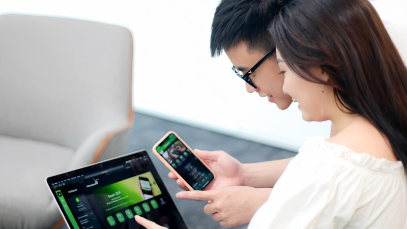 Vietcombank ph&aacute;t h&agrave;nh chứng chỉ tiền gửi trực tuyến, l&atilde;i suất hấp dẫn