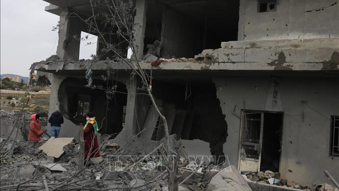 Israel li&ecirc;n tục kh&ocirc;ng k&iacute;ch Liban