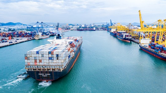 Việt Nam lọt top 15 cường quốc thương mại thế giới