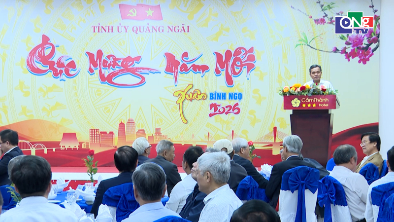 Gặp mặt, ch&uacute;c Tết nguy&ecirc;n l&atilde;nh đạo tỉnh qua c&aacute;c thời kỳ