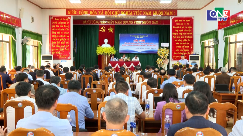 Tiếp tục khẳng định c&ocirc;ng nghiệp l&agrave; trụ cột kinh tế