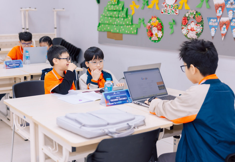Học sinh trải nghiệm các hoạt động STEM - Công nghệ - AI - Robotics tại OPEN STEM DAY 2026. Ảnh minh họa