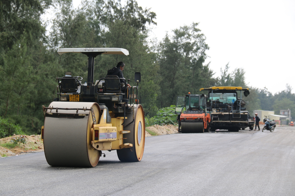 Quảng Ngãi đẩy mạnh phân cấp kiểm tra công tác nghiệm thu công trình xây dựng. Ảnh: Lê Danh