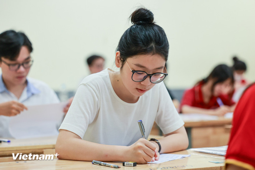 Thí sinh dự thi tốt nghiệp Trung học phổ thông. Ảnh: PV/Vietnam+