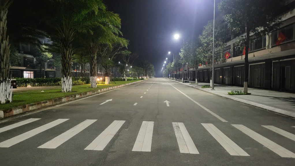 Cấp xã ở Quảng Ngãi được phân cấp quản lý chiếu sáng đô thị. Ảnh: Lê Danh.
