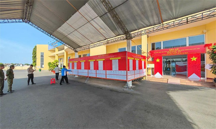 Một địa điểm bỏ phiếu tại phường Tam Thắng, TP.HCM.