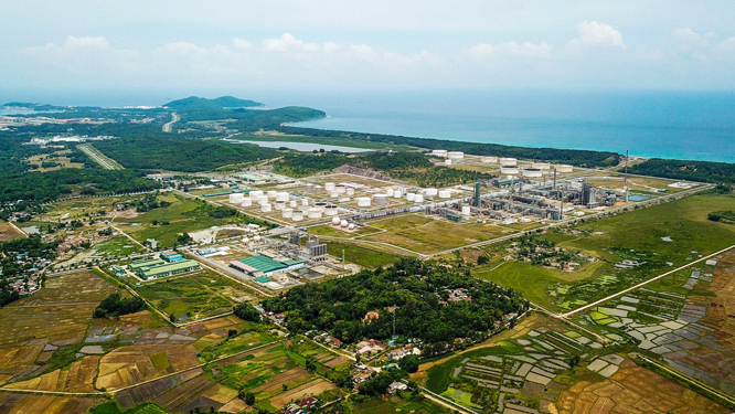 Chấp thuận điều chỉnh chủ trương đầu tư, đồng thời chấp thuận nh&agrave; đầu tư đối với 02 dự &aacute;n đầu tư 