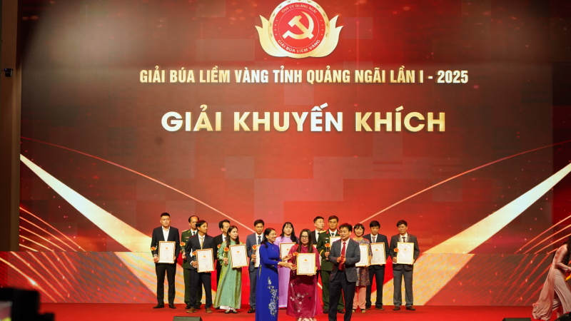 Chuyển đổi số trong c&ocirc;ng t&aacute;c Đảng: Ti&ecirc;n phong từ cơ sở ở Quảng Ng&atilde;i 