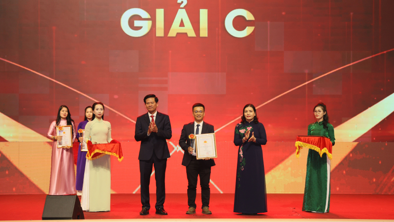 Ba th&aacute;ng triển khai ch&iacute;nh quyền địa phương 02 cấp - Nh&igrave;n từ Quảng Ng&atilde;i 