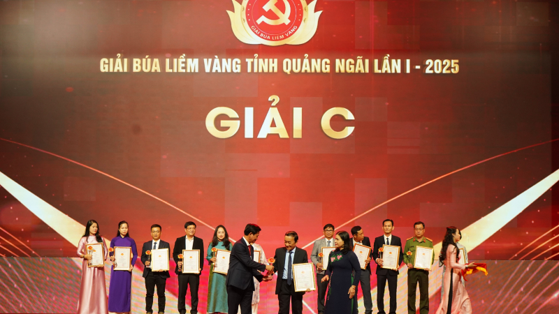 Quảng Ng&atilde;i - Ch&uacute; trọng tự ph&ecirc; b&igrave;nh v&agrave; ph&ecirc; b&igrave;nh trong sinh hoạt chi bộ