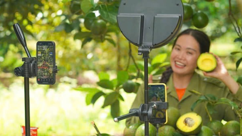 60% d&acirc;n số Việt Nam tham gia mua sắm trực tuyến