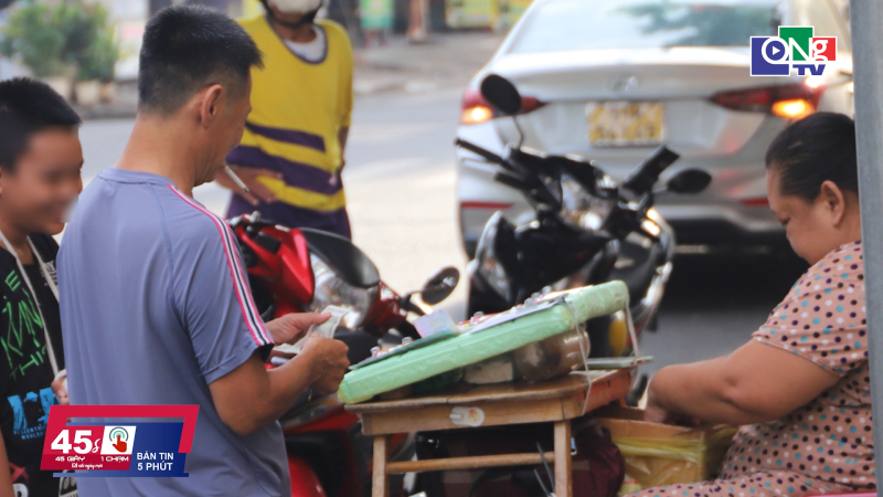 45 gi&acirc;y 1 chạm ng&agrave;y 04/02