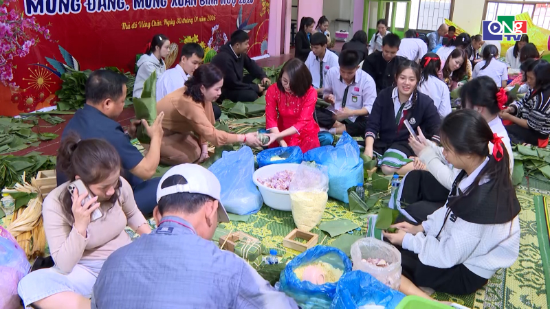 G&igrave;n giữ v&agrave; lan tỏa n&eacute;t văn h&oacute;a đặc sắc Tết Cổ truyền Việt Nam ở L&agrave;o