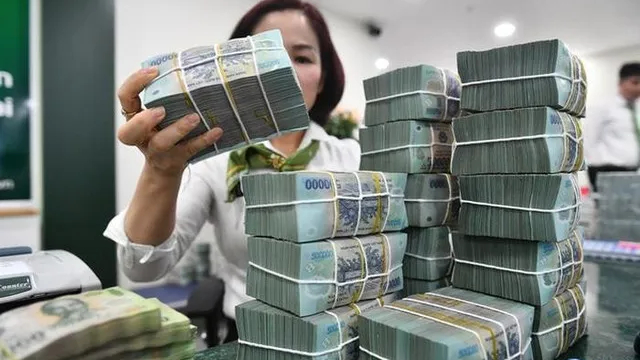 D&ograve;ng vốn t&iacute;n dụng hướng v&agrave;o sản xuất, xuất khẩu 